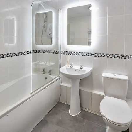 Host & - The Annexe @ The Old Brewery * Richmond (North Yorkshire)